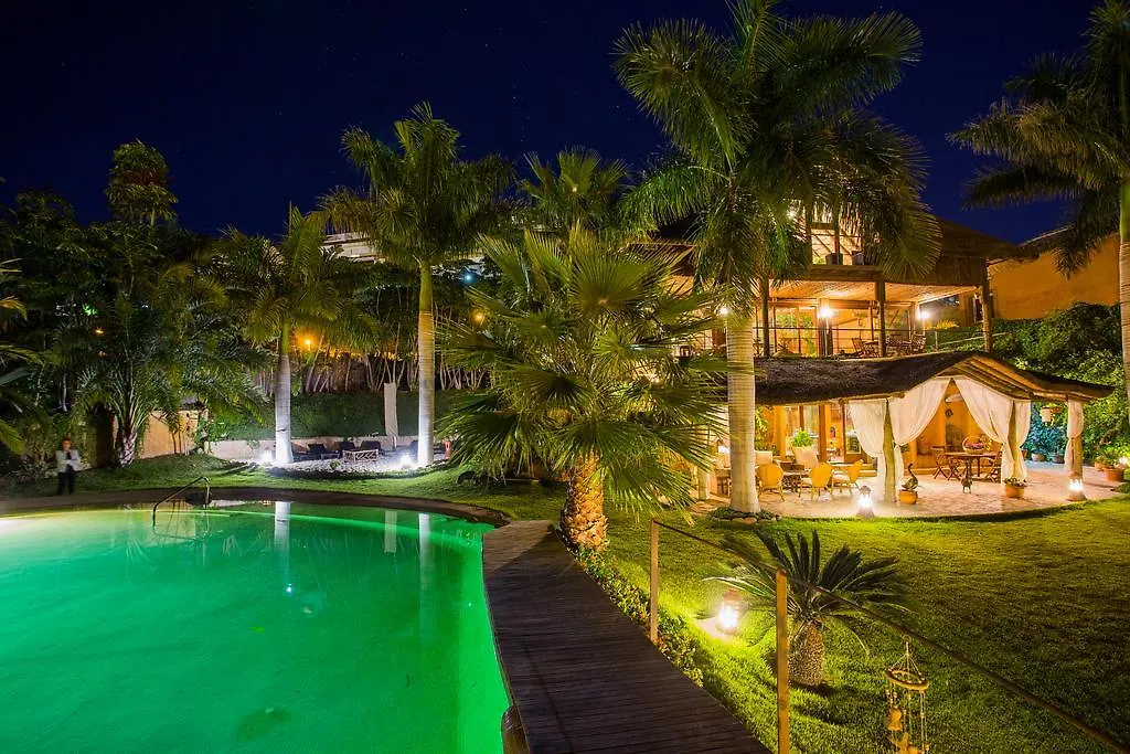 Villa Indonesian Suites Tropical Garden Malaga